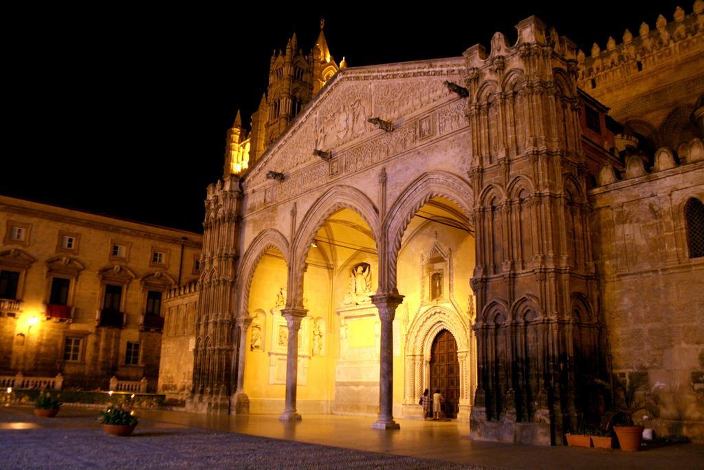 La Casetta Del Turista Palermo Bagian luar foto
