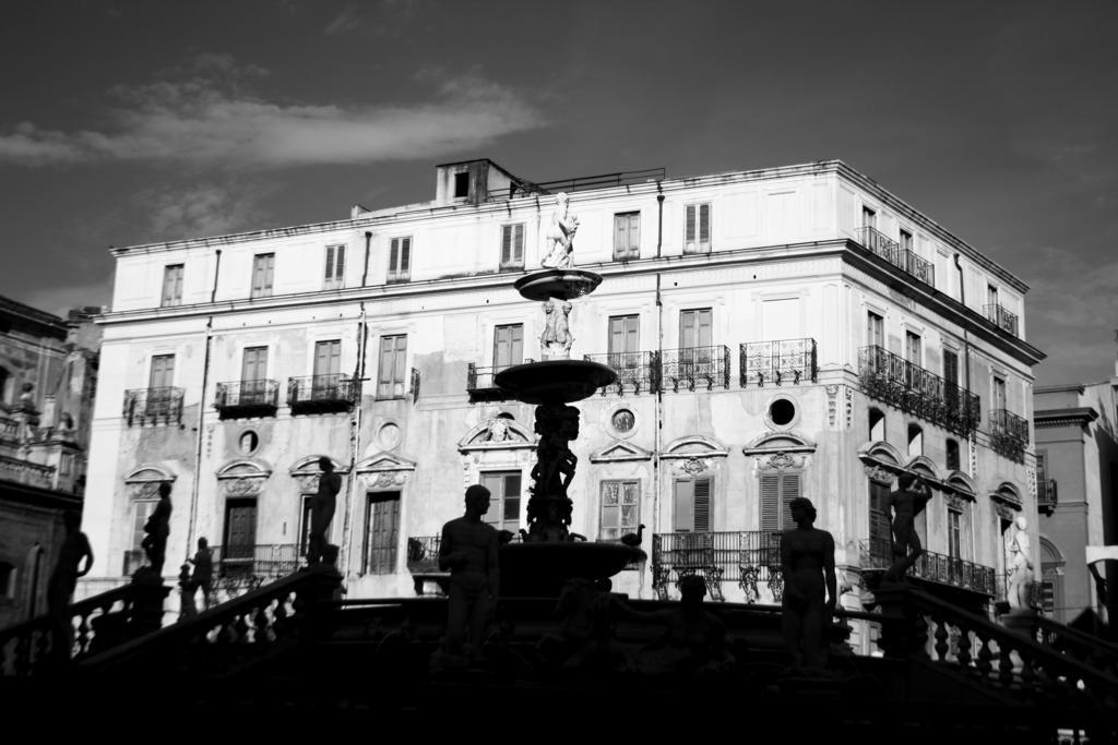 La Casetta Del Turista Palermo Bagian luar foto